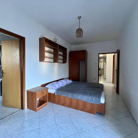 Apartments Palit Rab Buitenkant foto